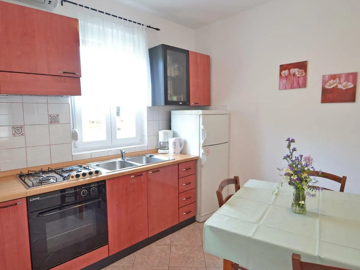 Apartment Vesela-3 By Interhome Vir